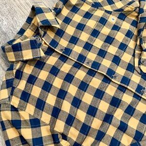 Men’s Marmot Flannel in Gold and Black Plaid Button Up Shirt